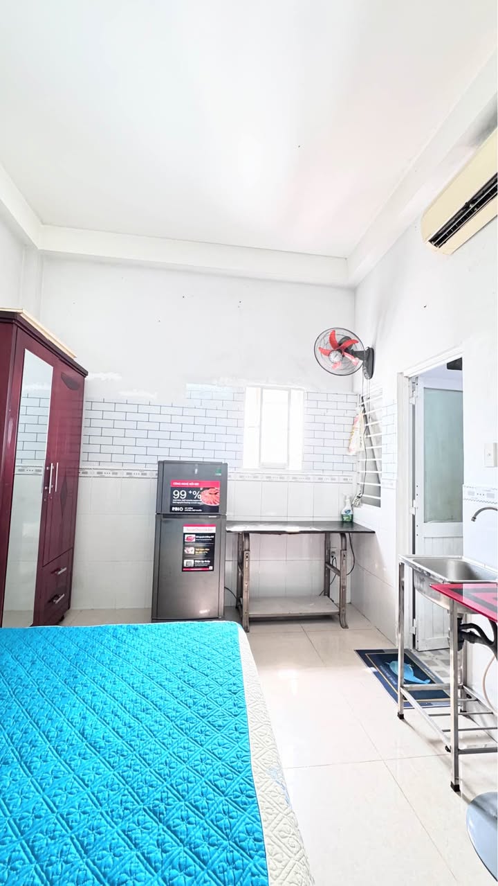 Phòng trọ đường 18D, Bình Hưng Hòa A 25m² giá 2.5 triệu - Nội thất đầy đủ, thoáng mát!