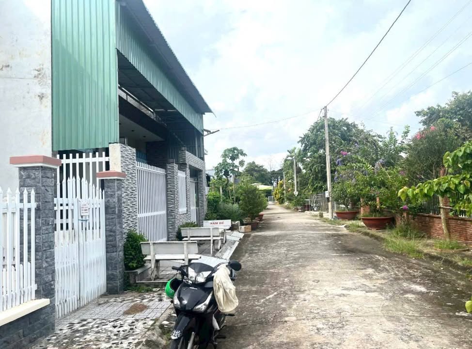 Nhà cho thuê KDC Sở Kế hoạch Đầu tư Mỹ Quý, Long Xuyên 3 triệu/tháng - An ninh tốt, yên tĩnh