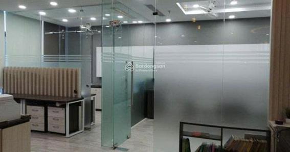 Cho thuê văn phòng tại Tây Hồ 260m² - Tòa nhà mới đẹp, chuyên nghiệp!