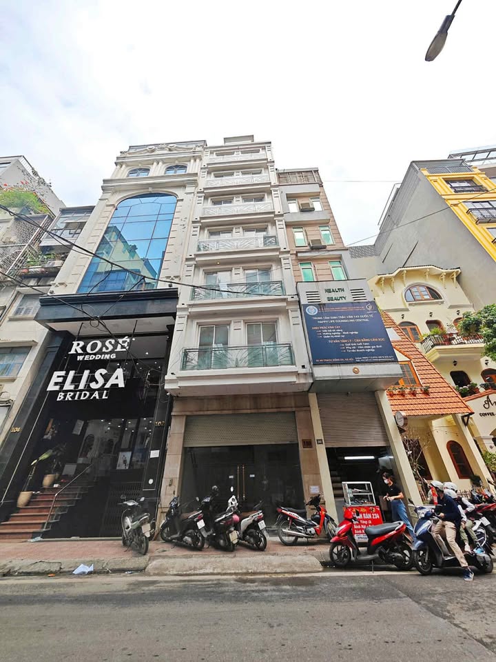 Cho thuê văn phòng mặt phố An Trạch Đống Đa 70m² giá 12.5 triệu - Nơi làm việc lý tưởng cho startup!