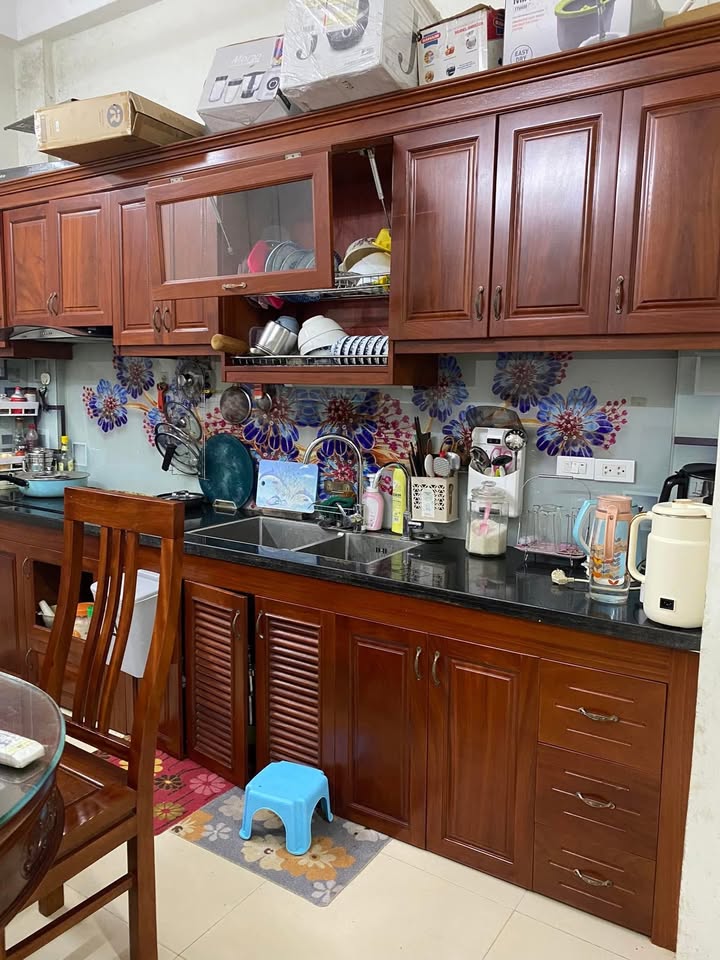 Nhà nguyên căn 5 tầng tại Ngõ 159/57 Phùng Khoang, 45m² - Nhà mới, giá thuê chỉ 13.5 triệu!