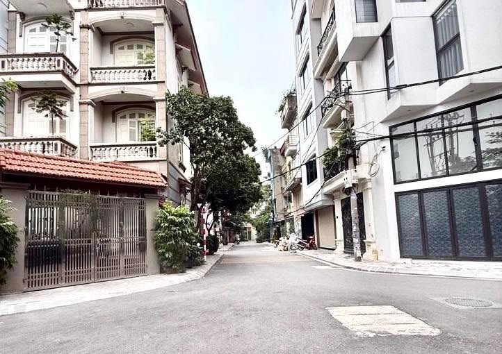 Đất nền Ngọc Thụy, Long Biên 172m² giá 20.64 tỷ - Sát công viên, vị trí đắc địa!