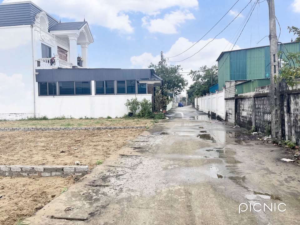 Đất Nghi Hương Cửa Lò 181m² giá 2 tỷ - Đường bê tông thông thoáng gần biển!