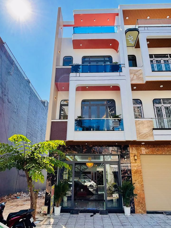 Nhà 3 tầng An Phú, 100m² giá 7 tỷ - Thiết kế hiện đại, full nội thất!