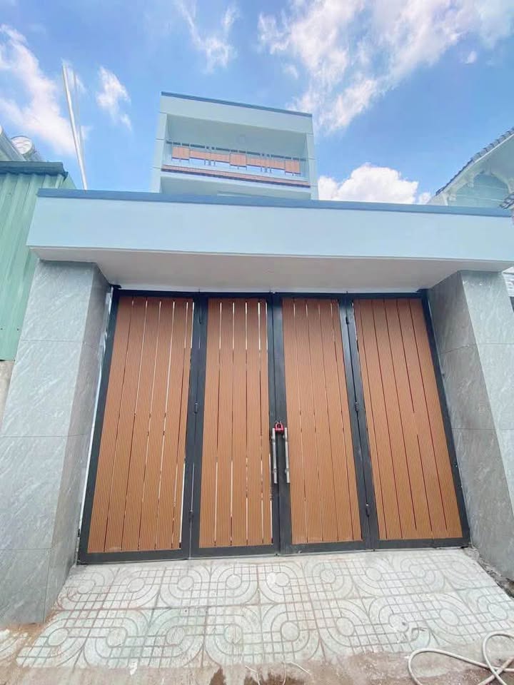 Nhà riêng Dĩ An 97m² giá 4.5 tỷ - Sẵn sàng vào ở ngay!