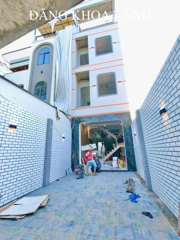 Nhà đẹp Thủ Đức 70.1m² giá 6.15 tỷ - Full nội thất cao cấp, hẻm nhựa 9m!