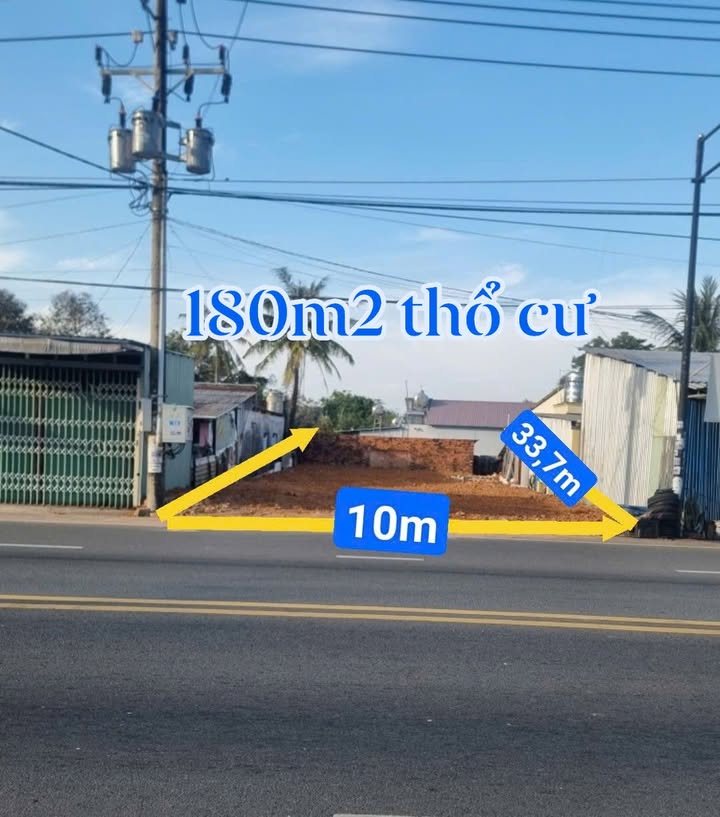 Đất thổ cư 180m² mặt tiền đường DT45, Dương Đông, Phú Quốc - Cách sân bay chỉ 300m!