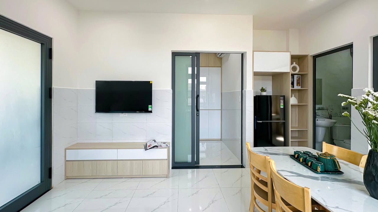 Căn hộ 2 phòng ngủ đường Khuê Mỹ 1 giá 13.5 triệu - Sẵn sàng vào ở!