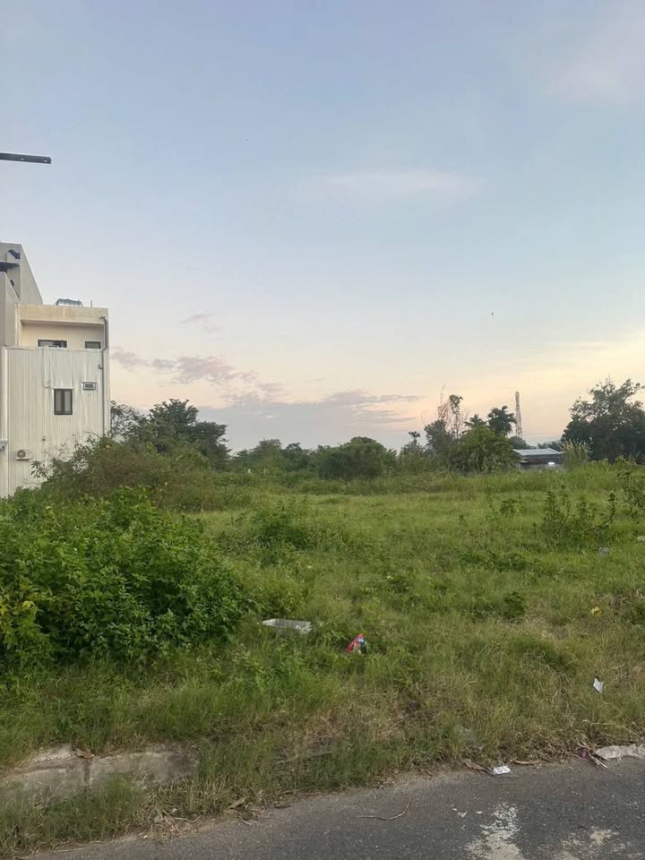 Đất mặt đường Đinh Đức Thiện, Đà Nẵng 256m² giá 13.5 tỷ - Vị trí vàng gần biển!