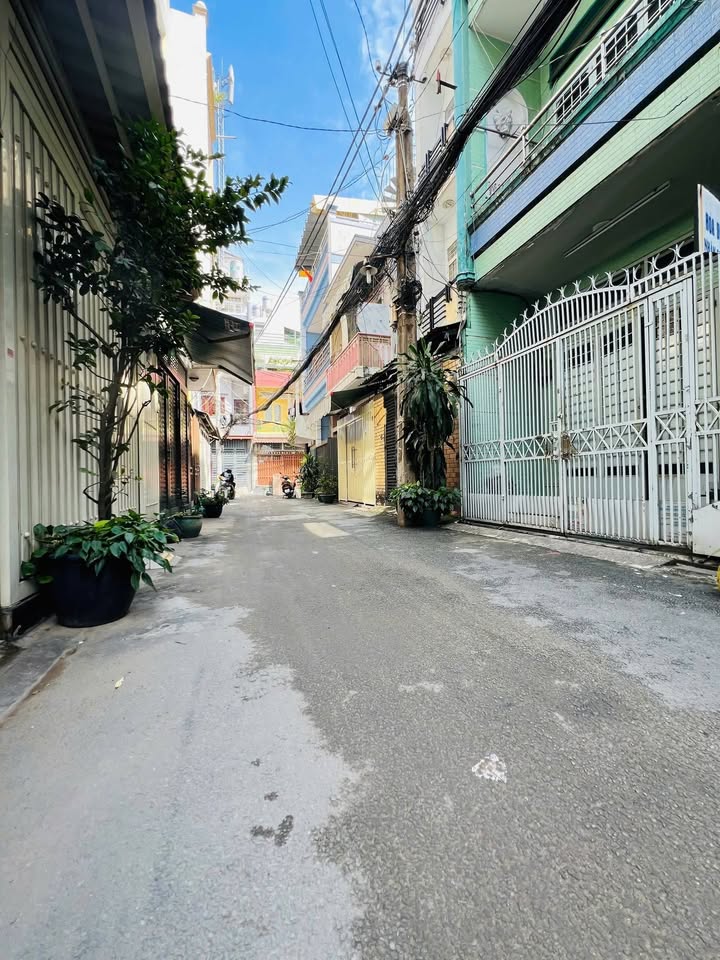 Mặt tiền FrontHouse Nghĩa Hòa P6 Tân Bình 35m² giá 9.5 tỷ - Đầu tư sinh lời ngay!