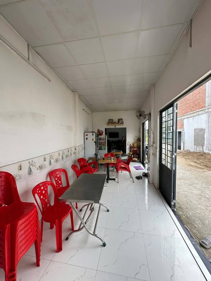 Nhà góc 2 mặt tiền Bạc Liêu 70.8m² giá 390 triệu - Kinh doanh thuận lợi ngay chợ!