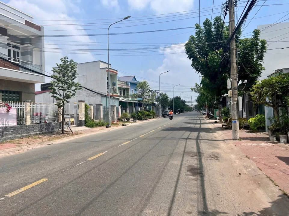 Đất mặt tiền đường Huỳnh Văn Đảnh, Tân An, 237.5m² giá 4.9 tỷ - Đầu tư sinh lời ngay!