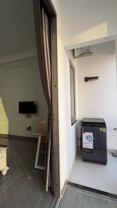 Studio cao cấp đường Lam Sơn, Tân Bình - Ban công thoáng mát, giá tốt!