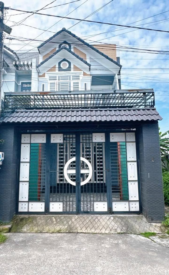 Nhà lầu Trảng Dài 106m² giá 2.69 tỷ - Sổ hồng riêng, nội thất đầy đủ!