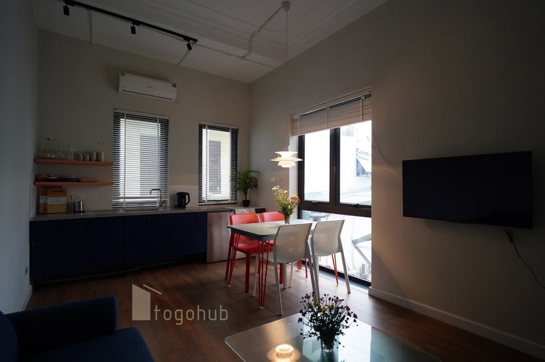 Căn hộ cho thuê Hào Nam Đống Đa 50m² - Thiết kế siêu thoáng, dọn vào ở ngay!