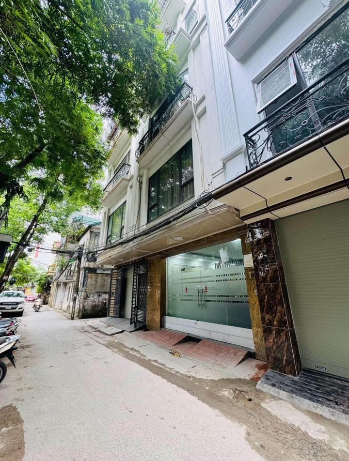 Nhà Phú Thượng 38m² giá 10.38 tỷ - Ô tô vào tận cửa!