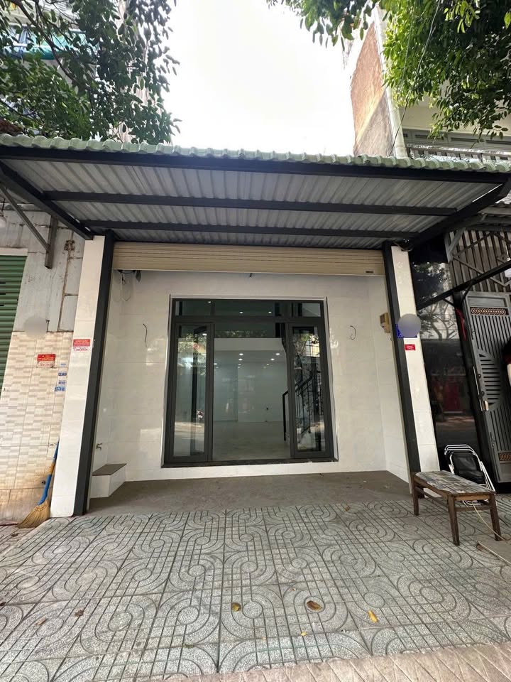 Nhà mặt tiền cho thuê Hiệp Thành Quận 12, 40m² - Phù hợp kinh doanh online!