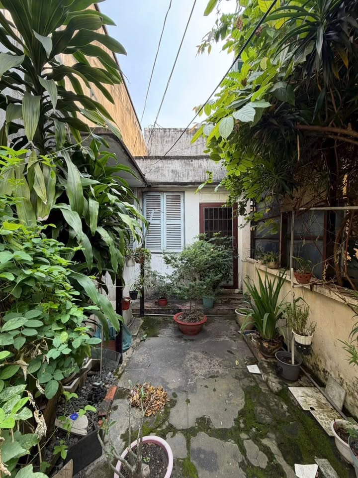 Nhà Phú Nhuận 165m² giá 22 tỷ - Hẻm oto, tiện xây mới!