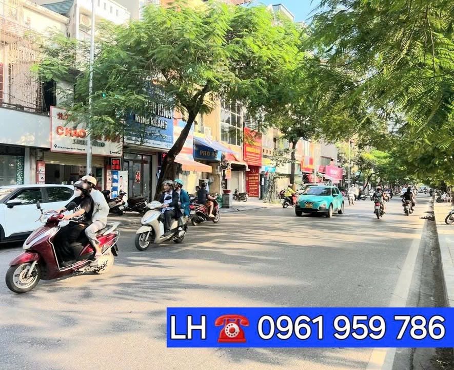 Nhà mặt phố Quan Nhân, Ngã Tư Sở 98m² giá 25 tỷ - Kinh doanh đa dạng, tương lai mở rộng 20m!