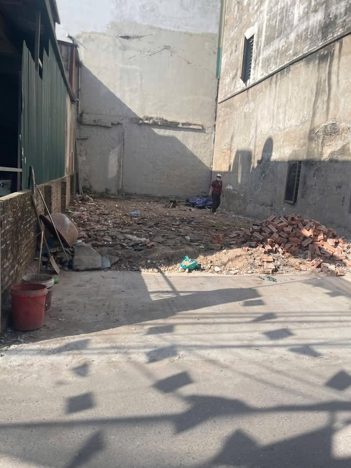 Đất Hoàng Liệt Hoàng Mai 100m² giá 29 tỷ - Sổ đỏ chính chủ, ô tô vào nhà!