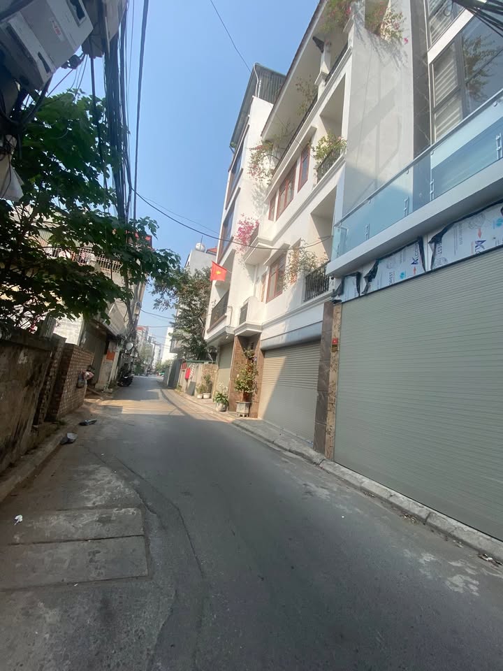 Nhà phố Ngọc Thụy 60m² giá 10 tỷ - Đầu tư sinh lời tuyệt vời!