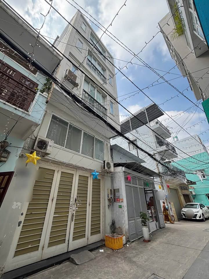 Căn hộ dịch vụ tại hẻm thông xe hơi Huỳnh Văn Bánh, Phú Nhuận 855m² - Đầu tư sinh lời ngay!