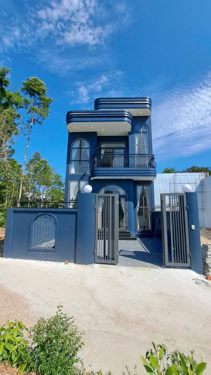 Nhà 2 tầng mặt tiền kiệt Phan Kế Bính, Thủy Xuân 109m² giá 2.9 tỷ - Thiết kế hiện đại, tiện nghi