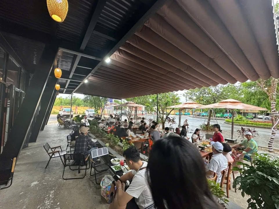 Sang nhượng nhà hàng + Cafe tại Đồng Hới, 500m² - Cơ hội đầu tư hấp dẫn ngay cổng sân bay