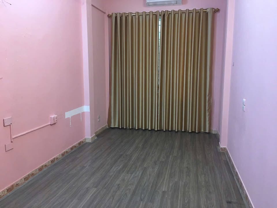 Nhà nguyên căn cho thuê tại ngõ 463 Đội Cấn, 30m² giá 13 triệu - Không thể bỏ lỡ!