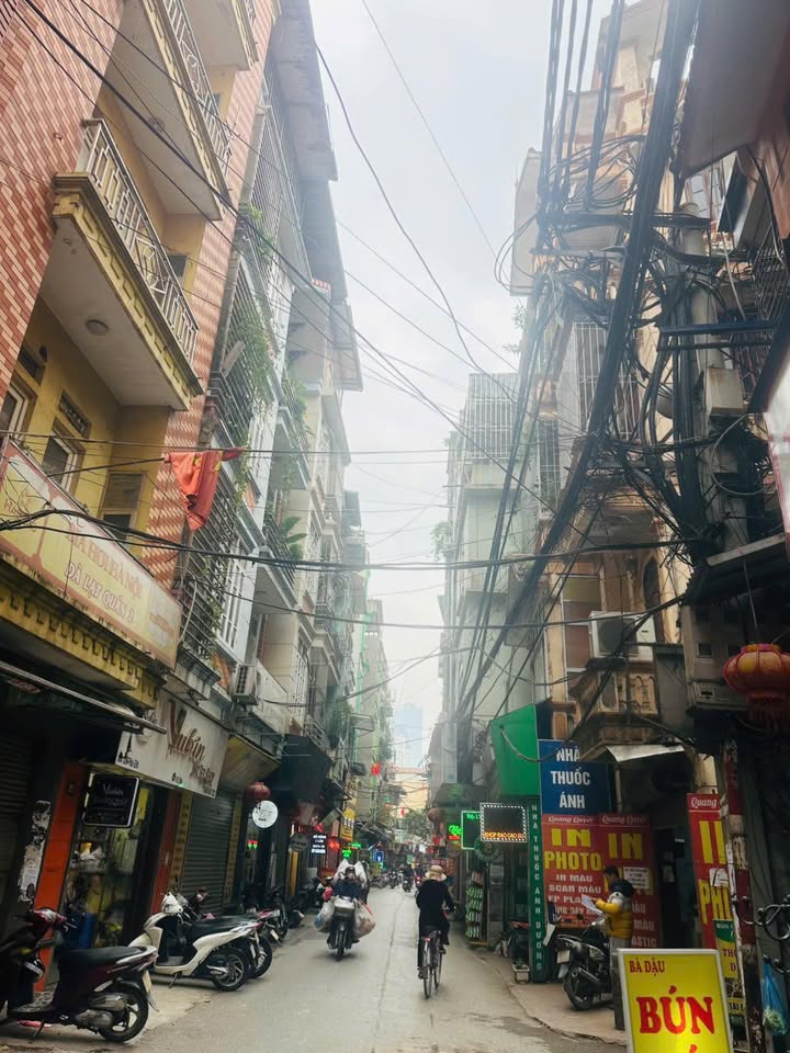 Nhà phố 322 Mỹ Đình 34m² giá 10.5 tỷ - Kinh doanh sầm uất, vị trí đắc địa!