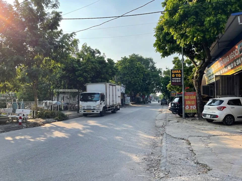 Mặt bằng kinh doanh Kim Chung Đông Anh 88m² giá thỏa thuận - View hồ thoáng đãng