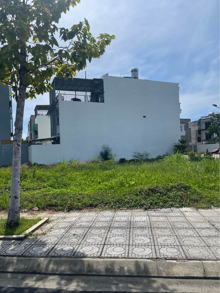 Đất nền KĐT Nam Vĩnh Hải Nha Trang 127,8m² giá 4,134 tỷ - Đường thông thẳng ra Nguyễn Khuyến!