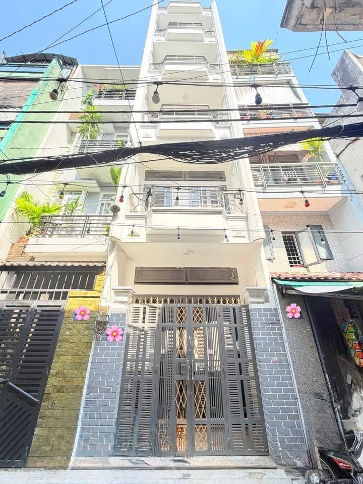 Nhà phố Lê Thị Riêng, Quận 10, 35m² giá 8 tỷ - Sổ hồng chính chủ, kinh doanh đỉnh!