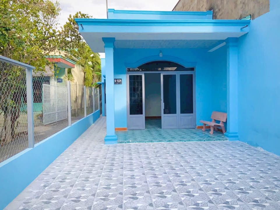 Nhà cấp 4 Hóc Môn 102m² giá 2.7 tỷ - Sổ hồng riêng, thương lượng nhẹ!