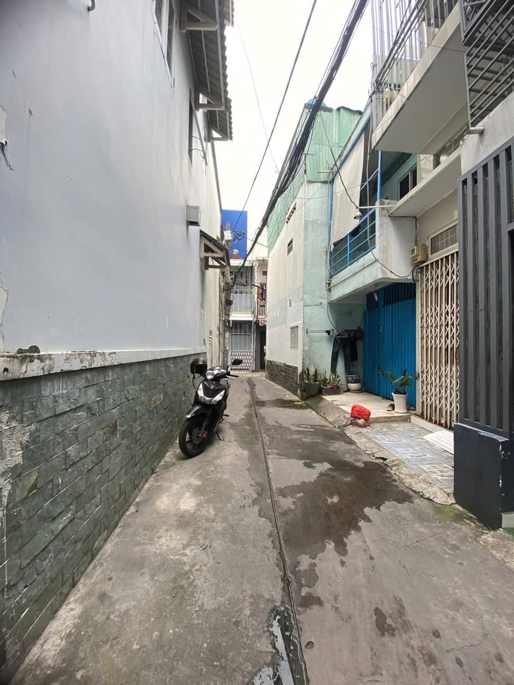 Nhà phố Tân Bình 56m² giá 5.5 tỷ - Nhà mới, công chứng ngay!