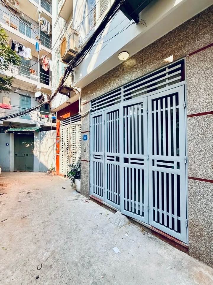 Nhà riêng Mai Dịch - Doãn Kế Thiện 35m² giá thỏa thuận - Ngõ thông ô tô tránh!