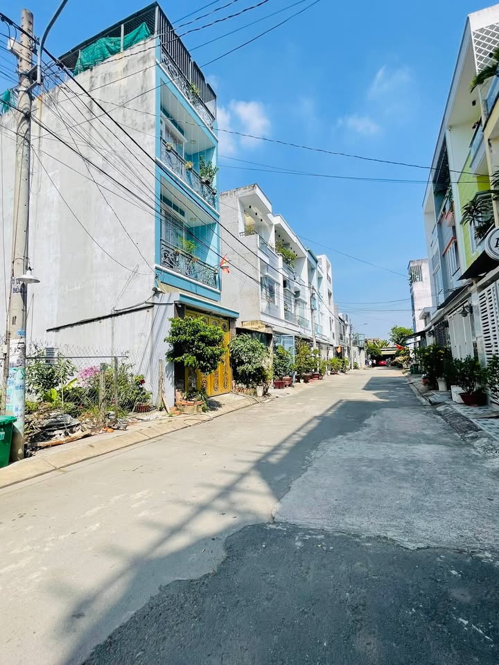 Đất thổ cư Nguyễn Xiển, quận 9, 51m² giá 3.3 tỷ - Khu dân cư Vinhome GrandPark