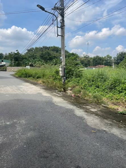 Đất thổ cư Phú Hòa 120m² giá 1.4 tỷ - Vị trí đẹp, đầu tư sinh lời!