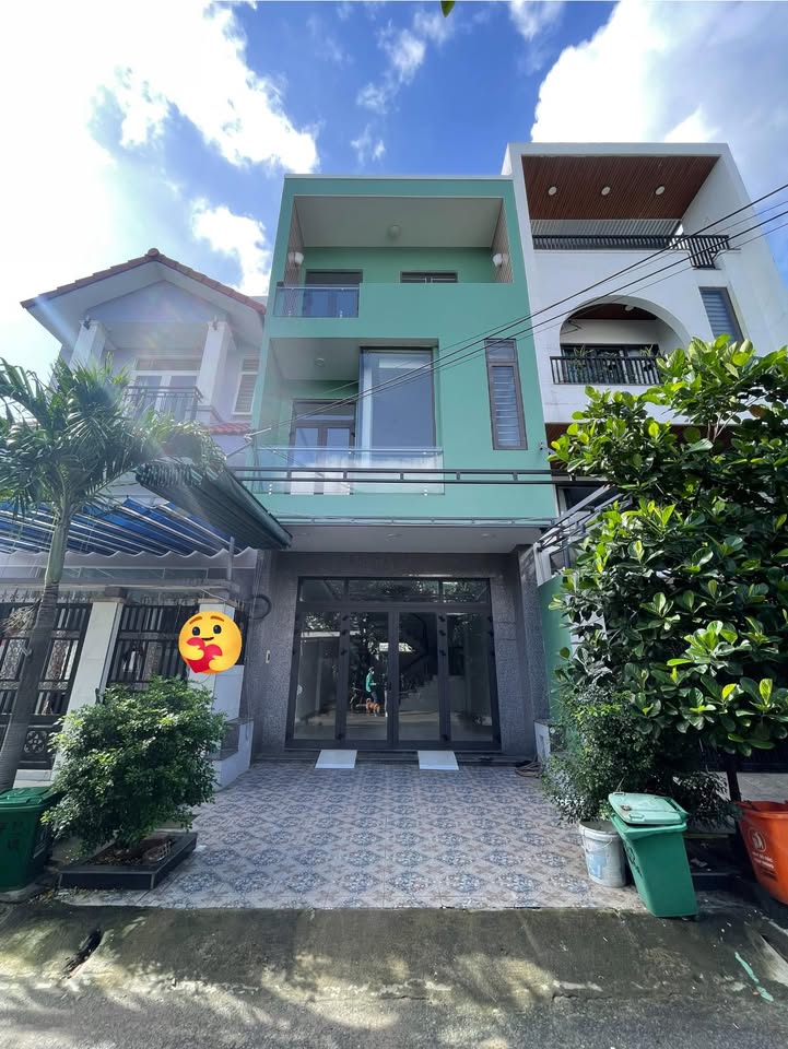 Nhà 3 Tầng Mê Lệch Mặt Tiền Nguyễn Chích 80m² Giá 6 tỷ - Đầu Tư Hấp Dẫn!