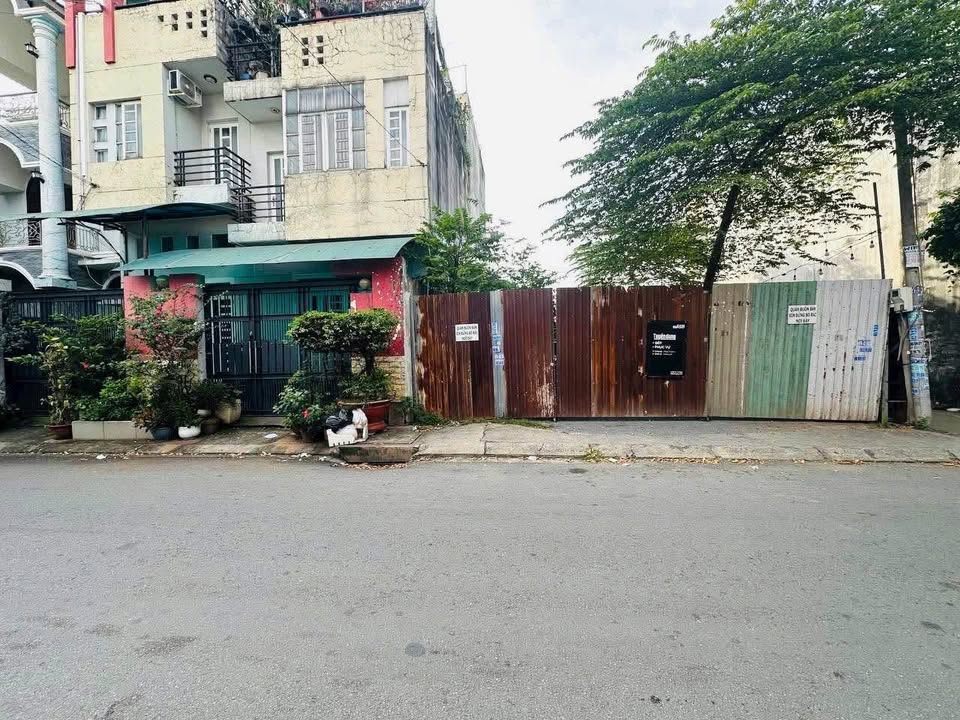 Đất Hiệp Bình Chánh Thủ Đức 200m² giá 16.8 tỷ - Mặt tiền kinh doanh lý tưởng!