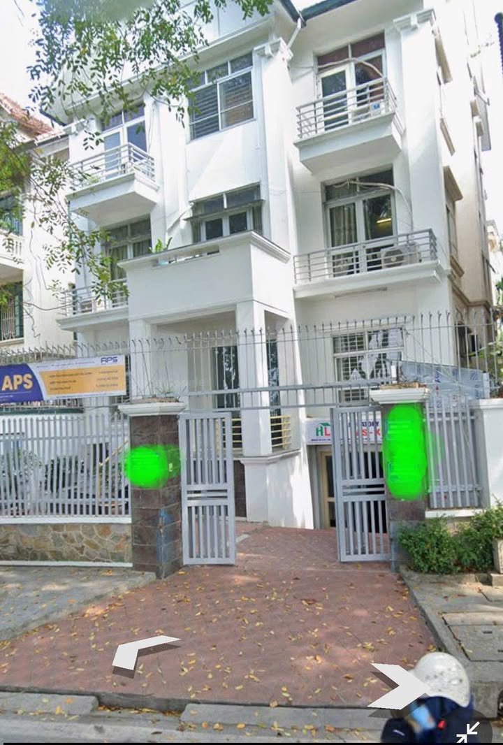 Biệt thự cho thuê Bán đảo Linh Đàm 260m² giá 80 triệu - View hồ sang trọng!