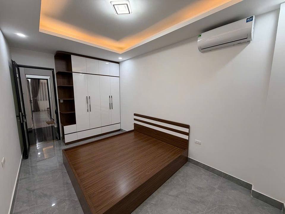 Nhà đẹp 36m² Ngọc Khánh, Ba Đình giá 19.44 tỷ - Kinh doanh thuận lợi!