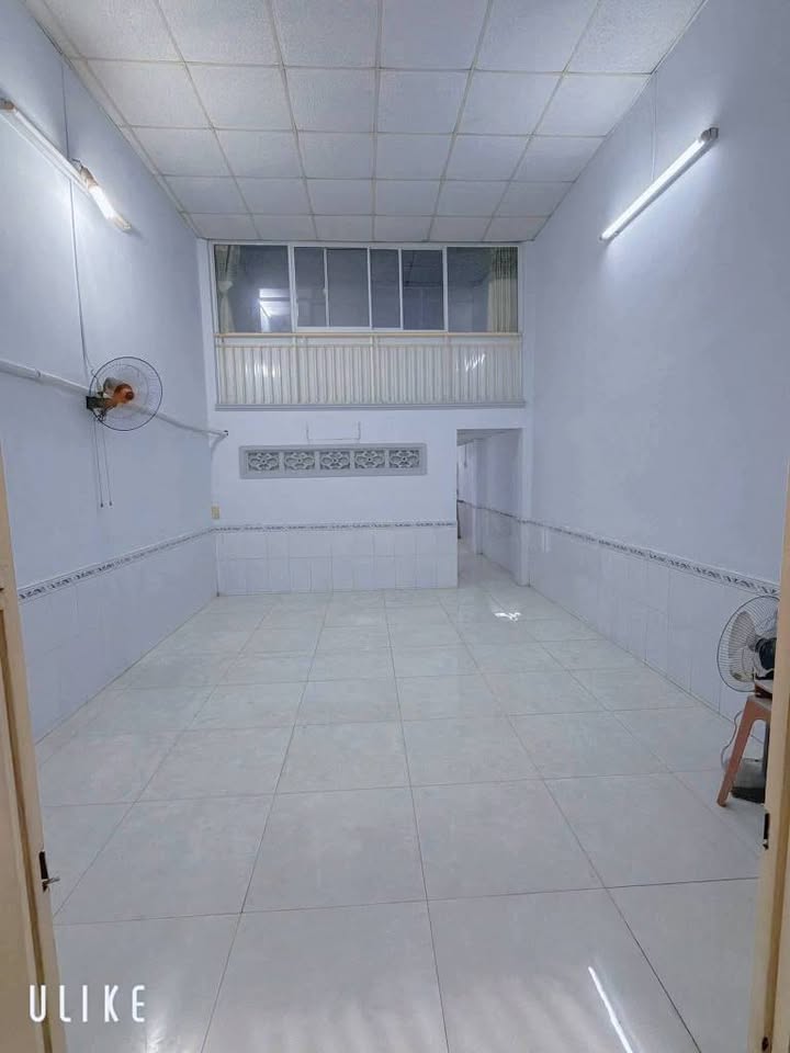 Nhà bán Tân Vĩnh Lộc, Bình Chánh 48m² giá 1.69 tỷ - Nhà gác lửng sạch sẽ