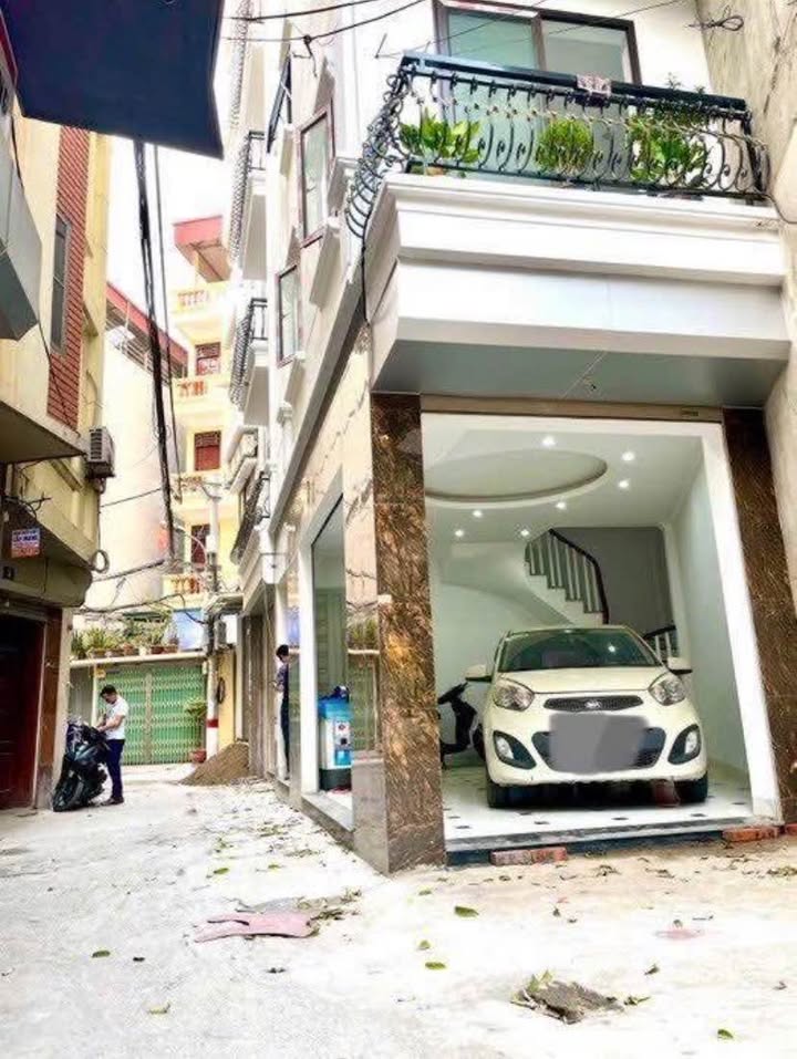 Bán nhà phân lô ô tô Xuân Đỉnh 38.1m² giá thỏa thuận - Kinh doanh sầm uất, view vườn hoa