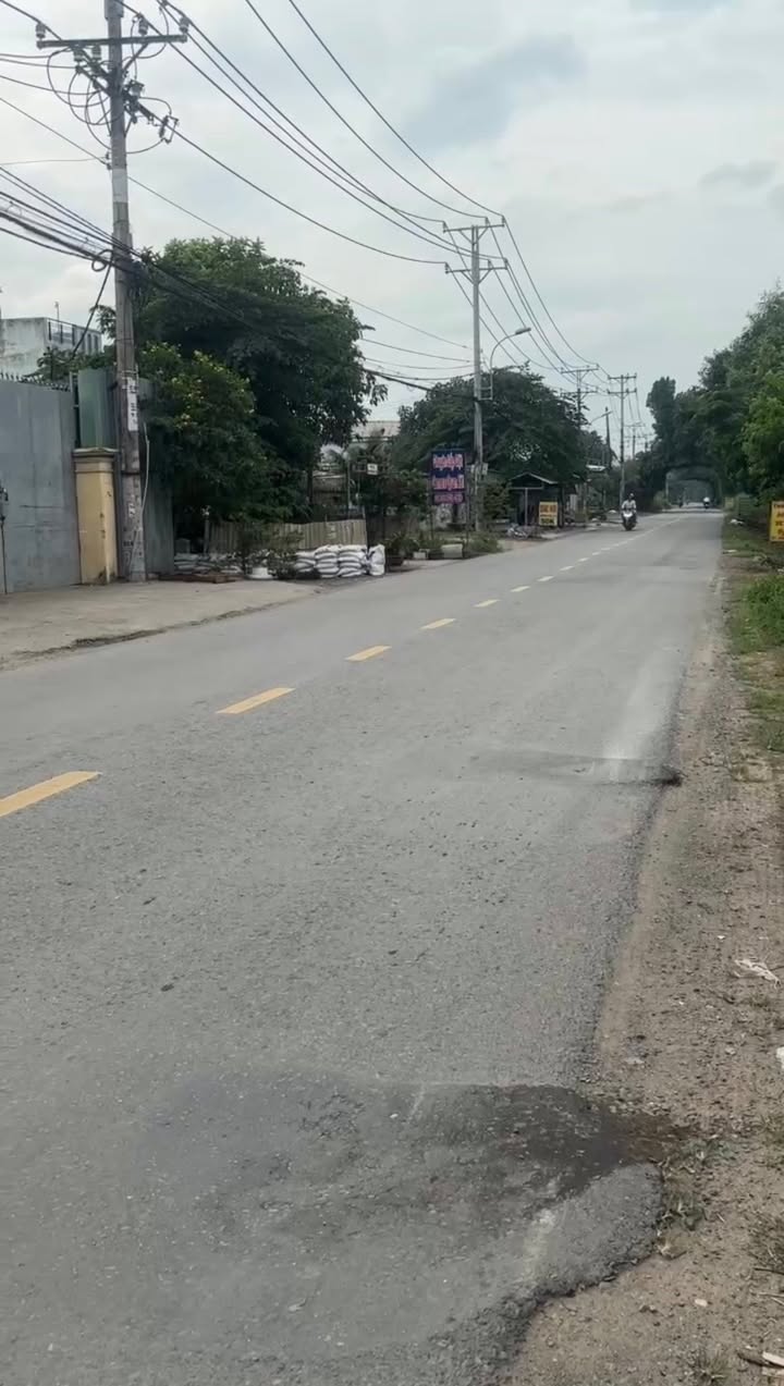 Đất 580m² MT đường Thanh Niên, Bình Chánh - Sổ hồng riêng, giá 9.7 tỷ còn bớt!