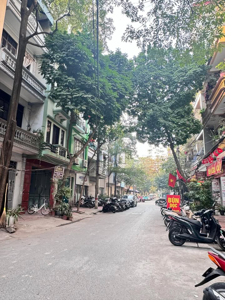 FrontHouse Đền Lừ 30m² giá 14 tỷ - Kinh doanh đỉnh cao mặt tiền 3.5m!