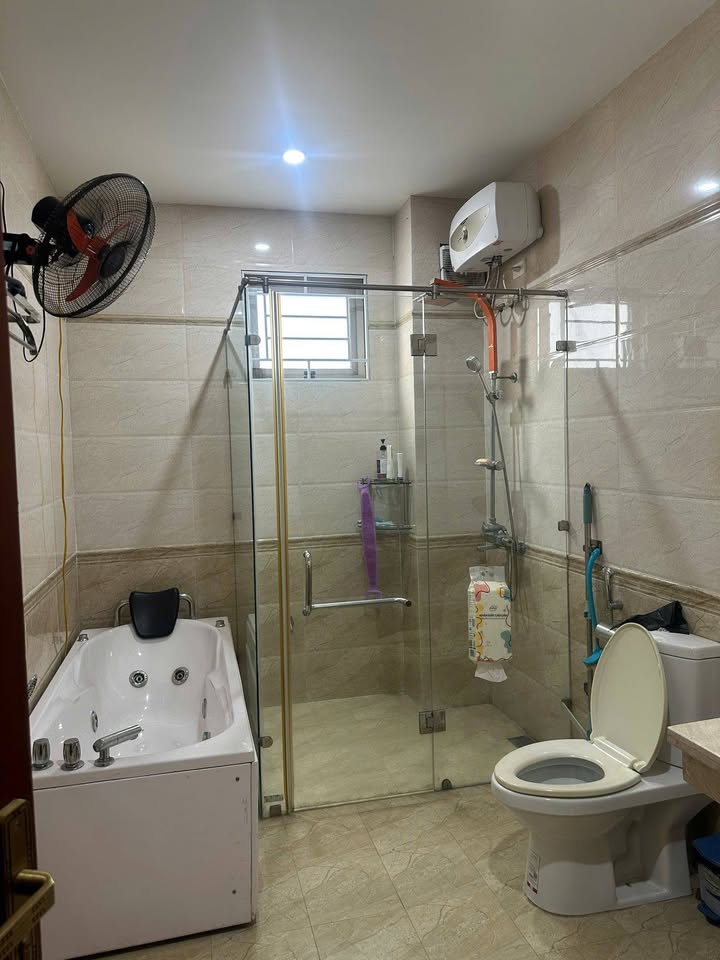 Bán gấp FrontHouse 3 tầng 193m² hai mặt tiền Phú Sơn - Cơ hội đầu tư sinh lời!