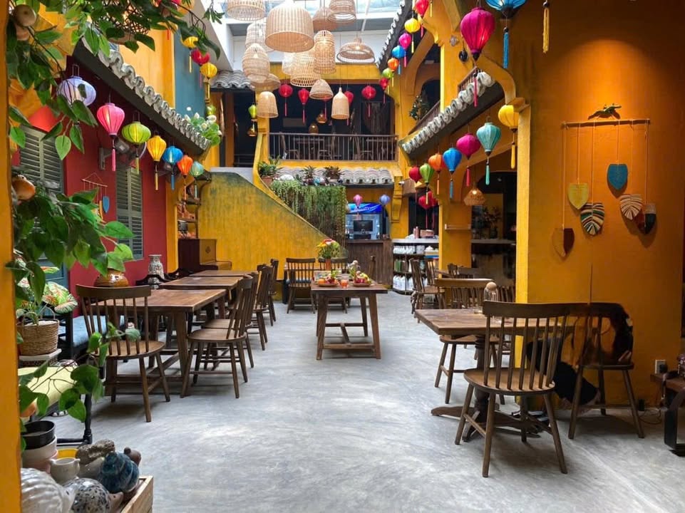 Biệt thự cho thuê tại Tú Xương, Quận 3 - Diện tích 170m², không gian rộng rãi!