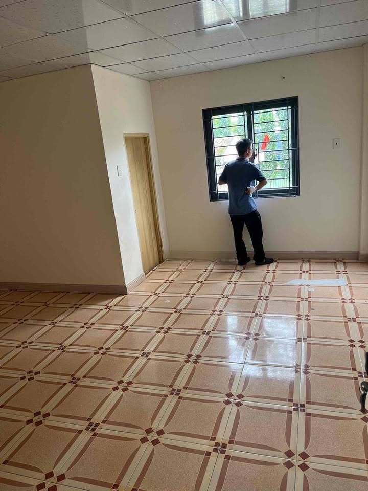 Nhà mặt tiền Hoàng Hoa Thám, Tân Bình 125m² giá 40 triệu - Nội thất cao cấp!