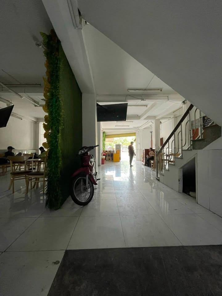 Mặt bằng cho thuê đường Kinh Dương Vương, Quận Bình Tân - Giá chỉ 25 triệu/tháng!